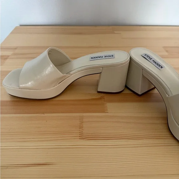 Steve Madden Isiah Platform Sandal - Picture 3 of 5